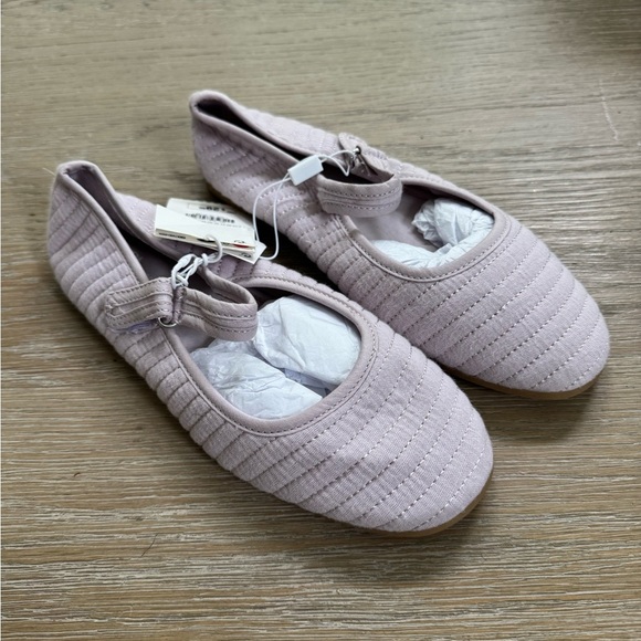 Zara Other - NWT Zara girls purple quilted ballet flats Maryjane style shoes size 4 kids